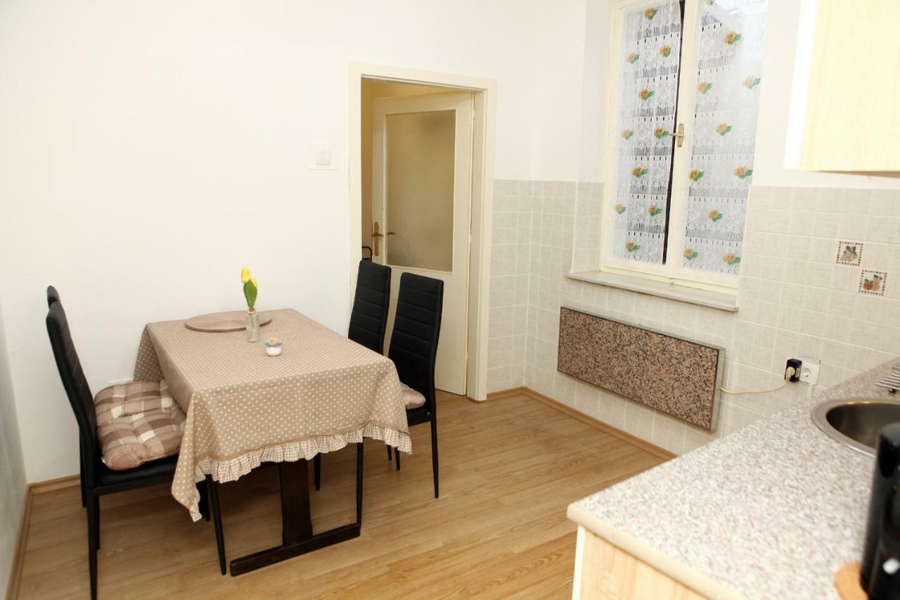 Apartma Grof Koper Luaran gambar
